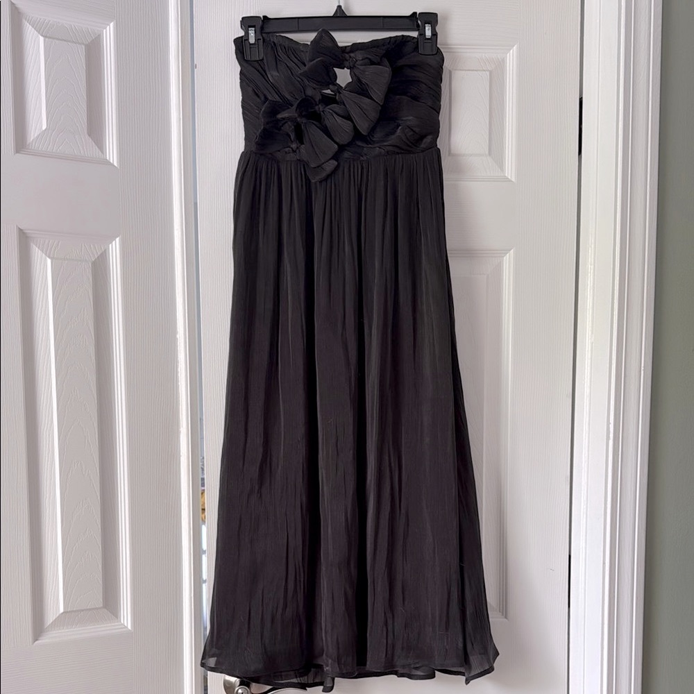 Petal & Pup Black Strapless Empire Waist Gown